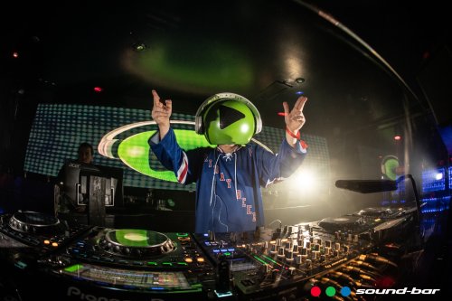 DJ PRESS PLAY 1/25/25