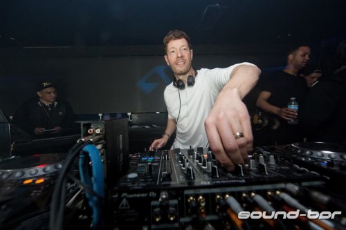 Jody Wisternoff | Martin Roth