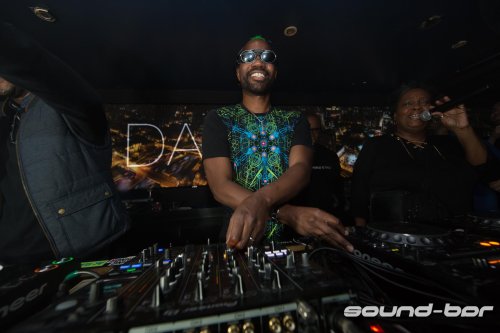 Green Velvet (Casual vs Relief)