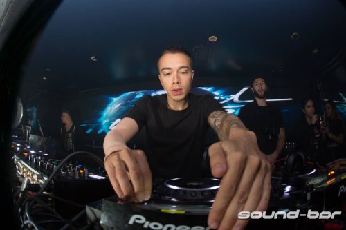 Headhunterz